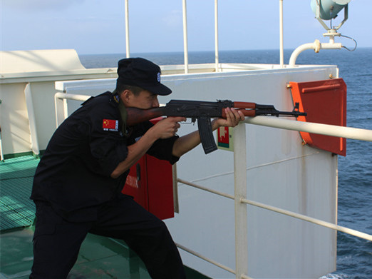 银盾集团海上组织海保队员实战演练